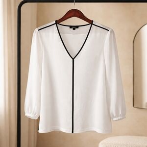 DKNY White V-Neck Blouse with Black Piping Office Capsule Wardrobe Size Medium